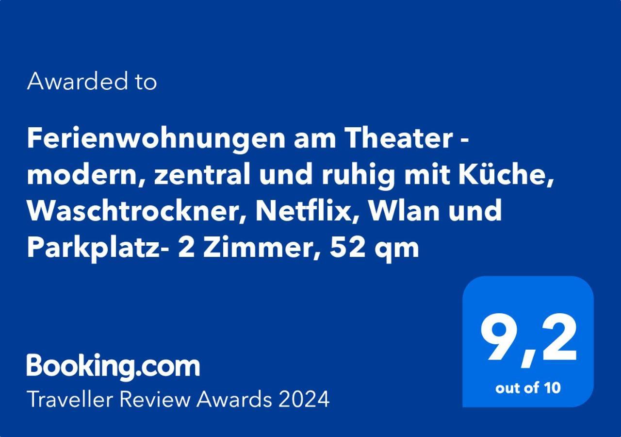 Ferienwohnungen Am Theater - Modern, Zentral Und Ruhig Mit Kueche, Waschtrockner, Netflix, Wlan Und Parkplatz- 2 Zimmer, 52 Qm Chociebuż Zewnętrze zdjęcie